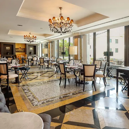 Hotel Grande Real Italia & 5*