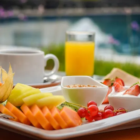 Otel Grande Real Italia & 5*