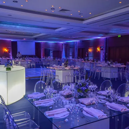 Grande Real Italia & فندق كاسكايس