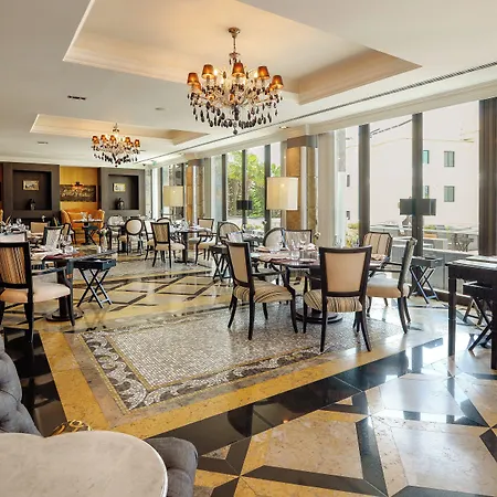 Szálloda Grande Real Italia & - A Leading Of The World 5*