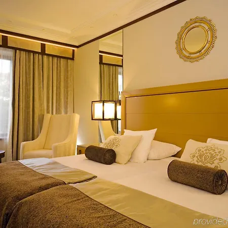 Hotel Grande Real Italia &