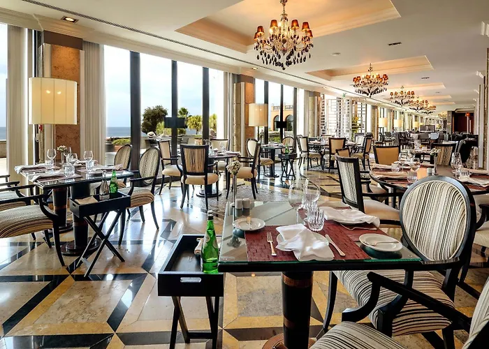 Hotel Grande Real Italia &